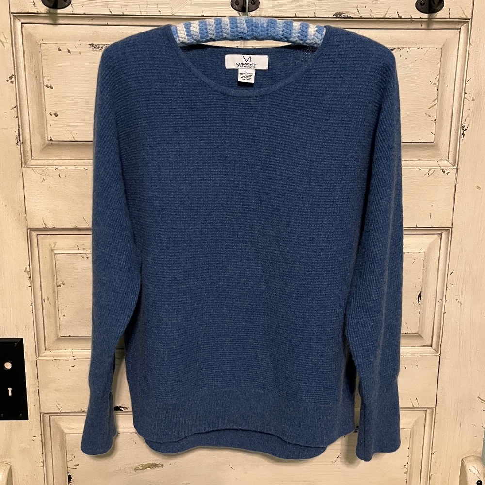 M MAGASCHONI 100% Cashmere Women's Long Sleeve Blue  Sweater Size L